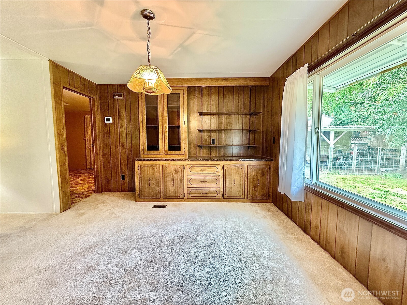 321 Bruce Street Property Photo 8