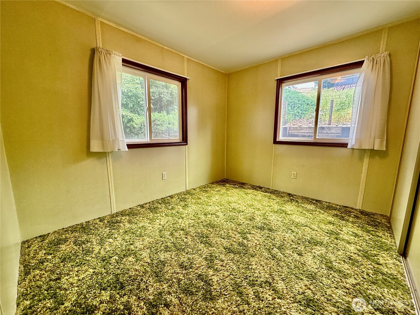321 Bruce Street Property Photo 17