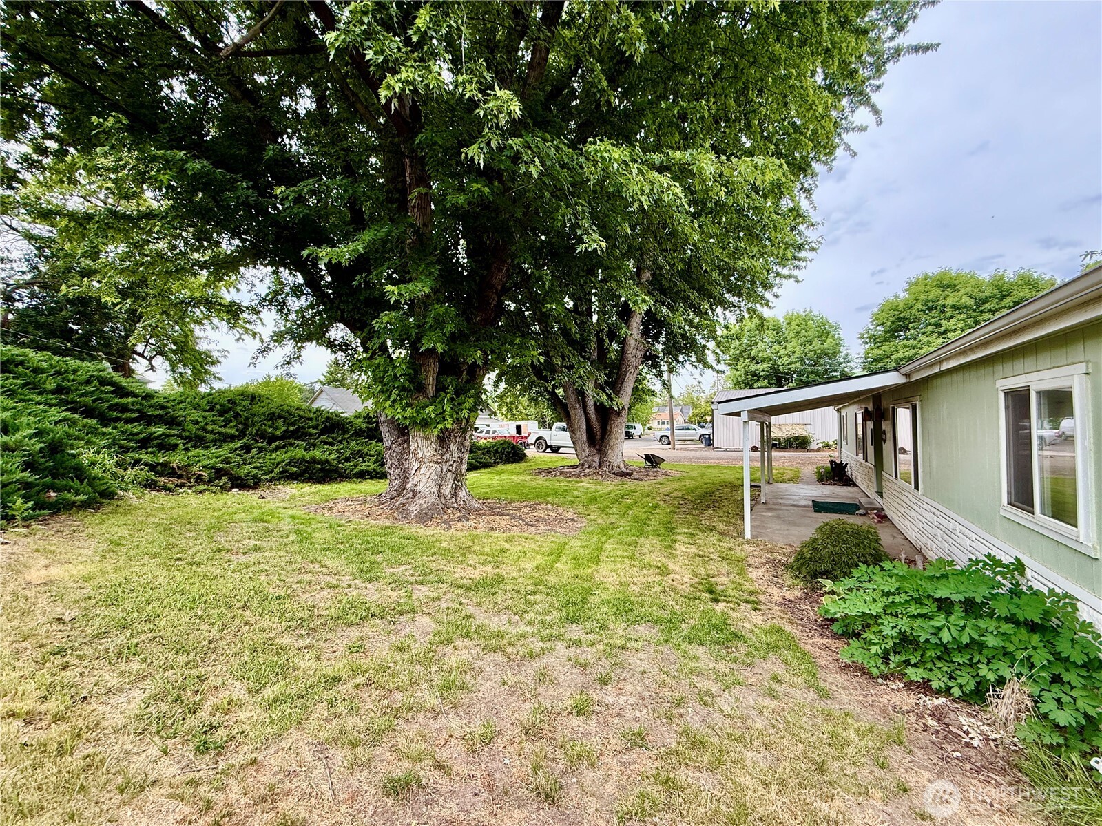 321 Bruce Street Property Photo 26