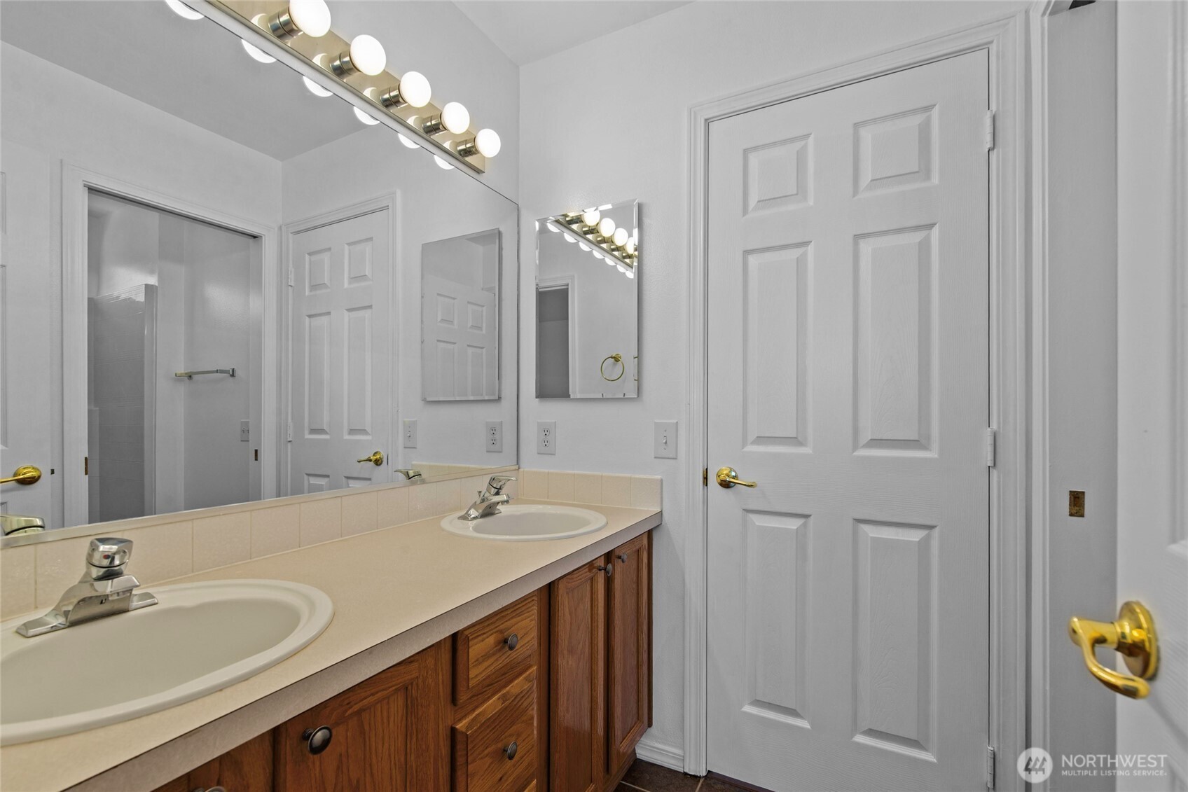 17706 90th Avenue Property Photo 29