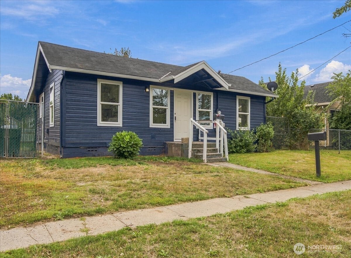 1116 9th Avenue Property Photo 1