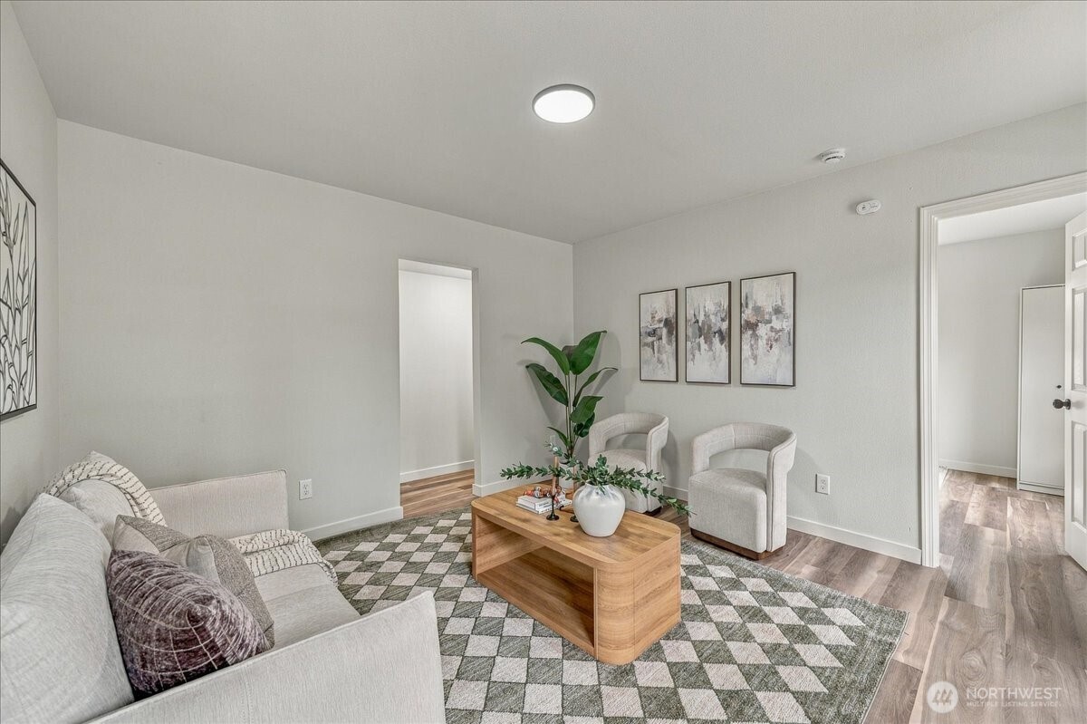 1116 9th Avenue Property Photo 2