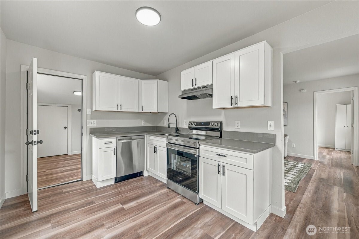 1116 9th Avenue Property Photo 9