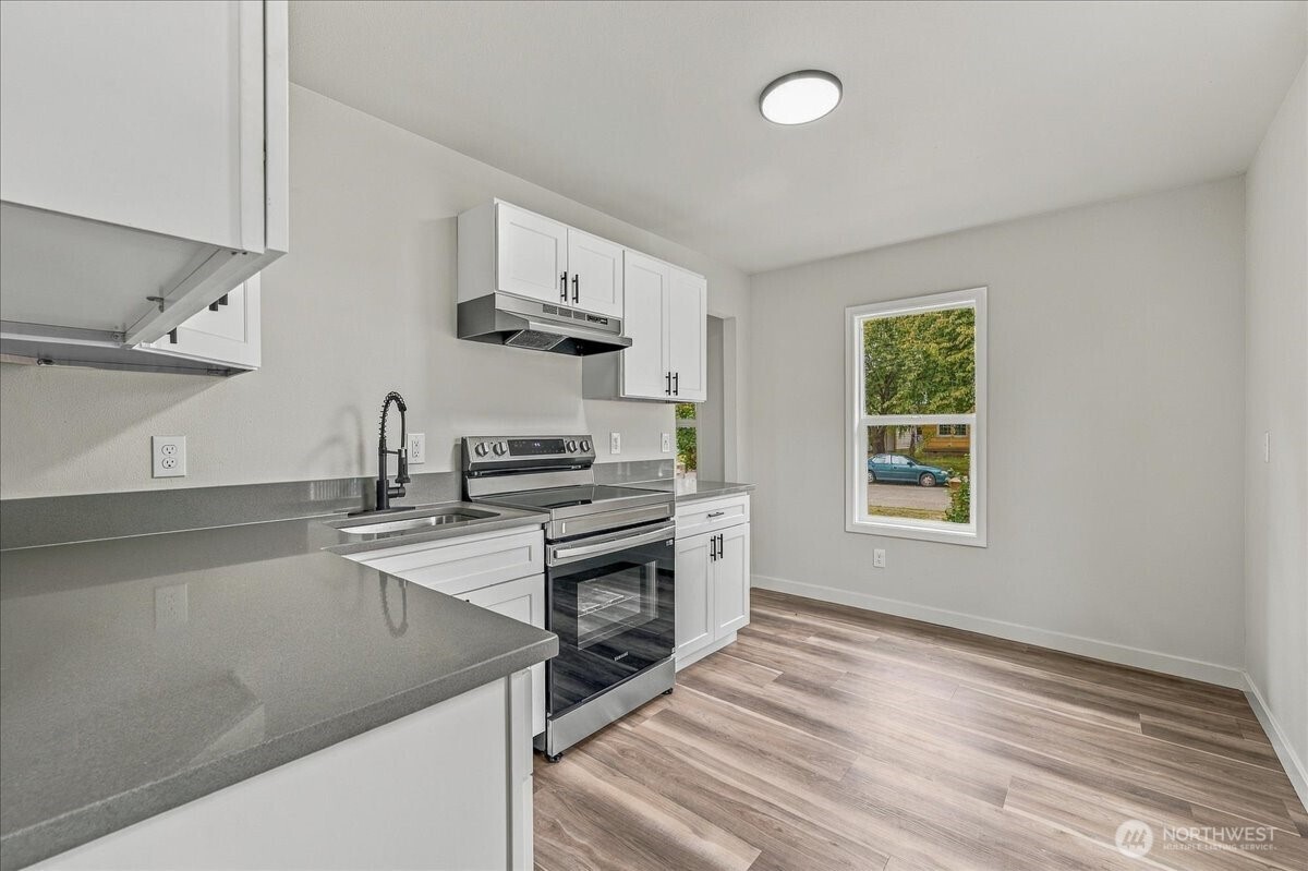 1116 9th Avenue Property Photo 11