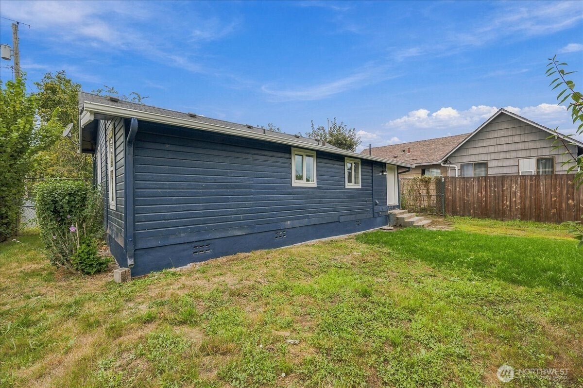 1116 9th Avenue Property Photo 22