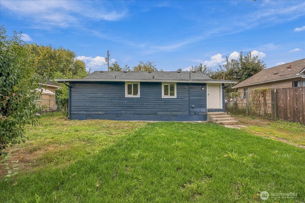 1116 9th Avenue Property Photo 24