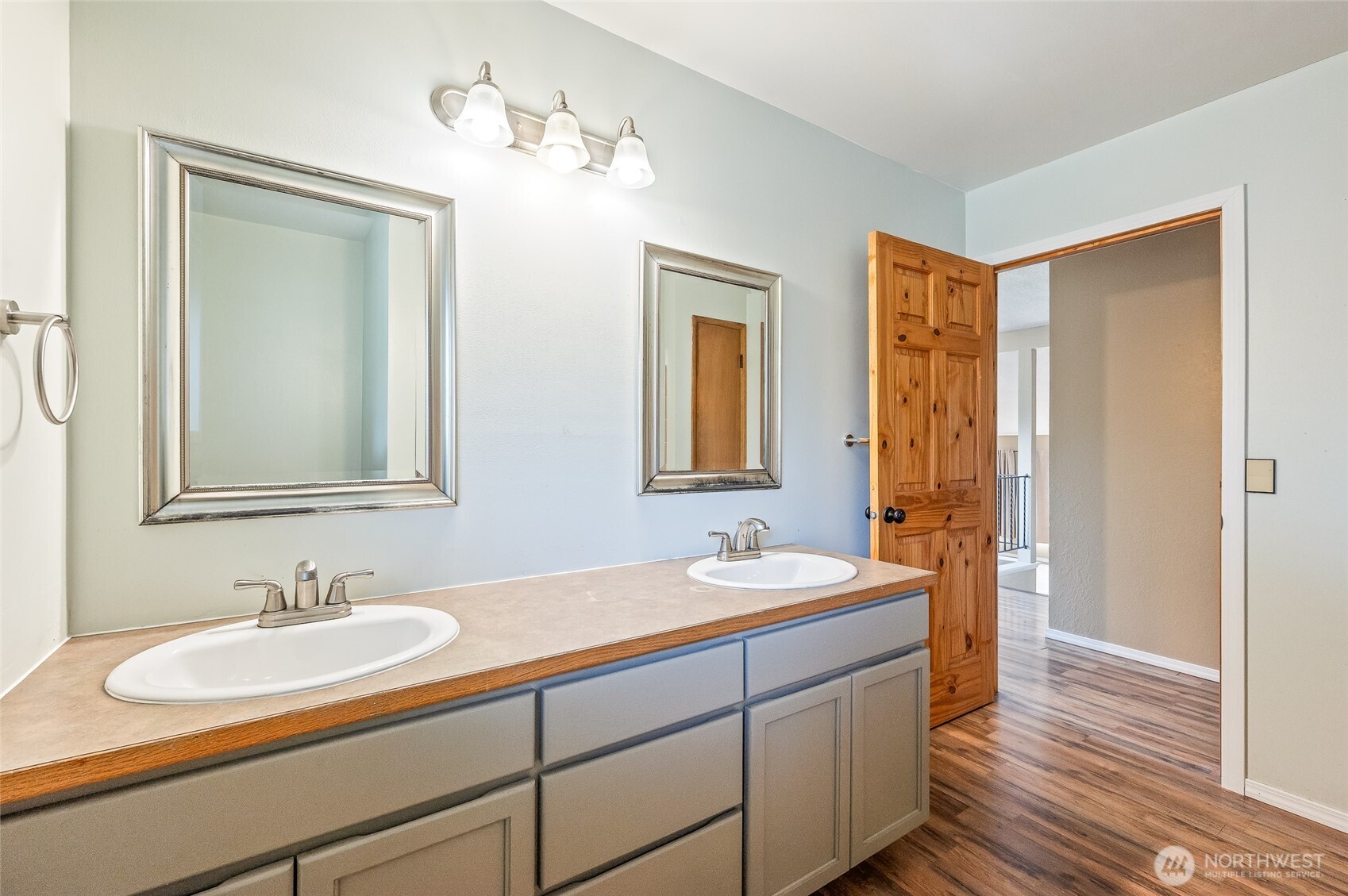 1127 S Miller Street Property Photo 15