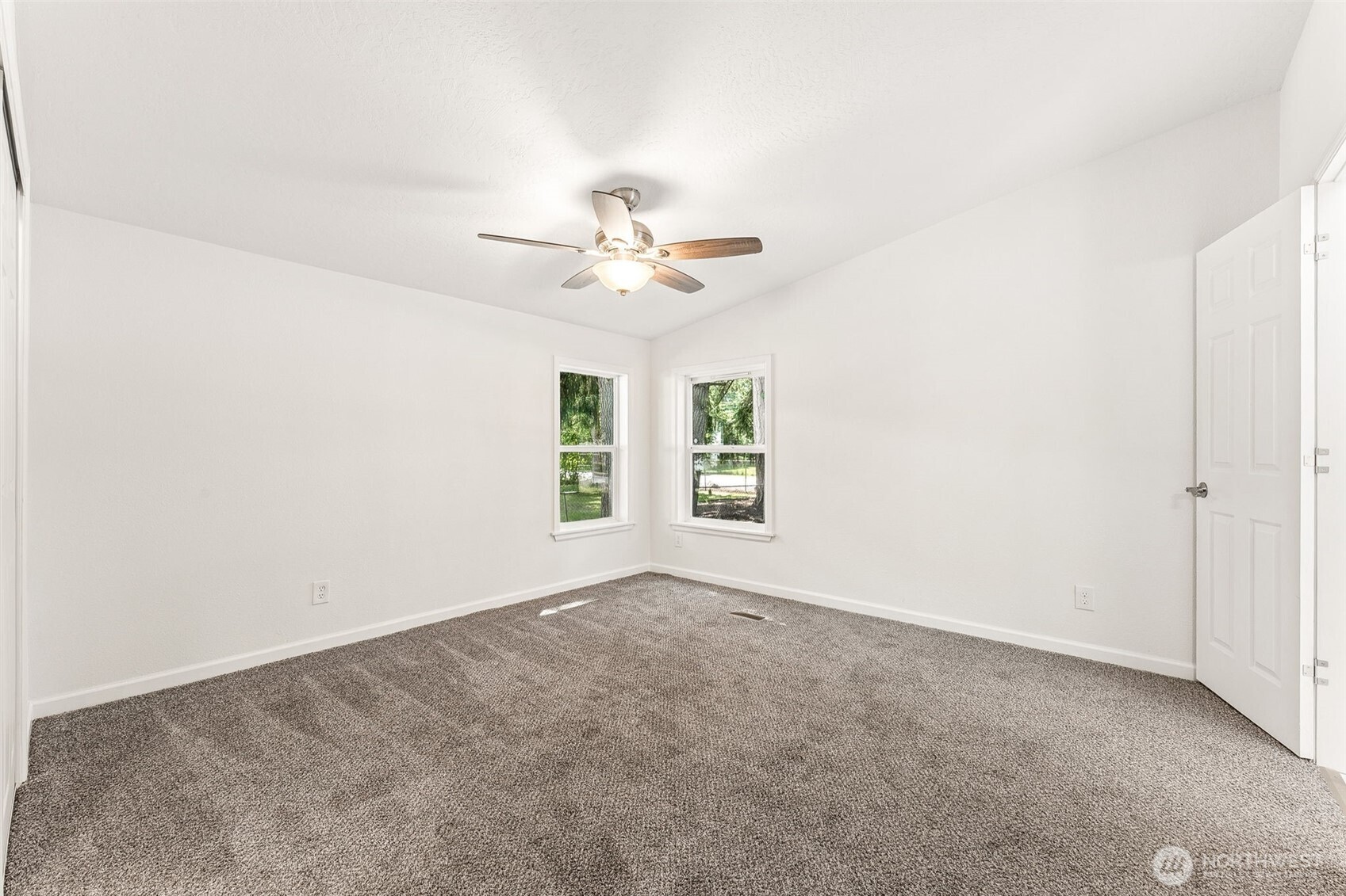 22206 92nd Avenue Ct 7 Property Photo 14