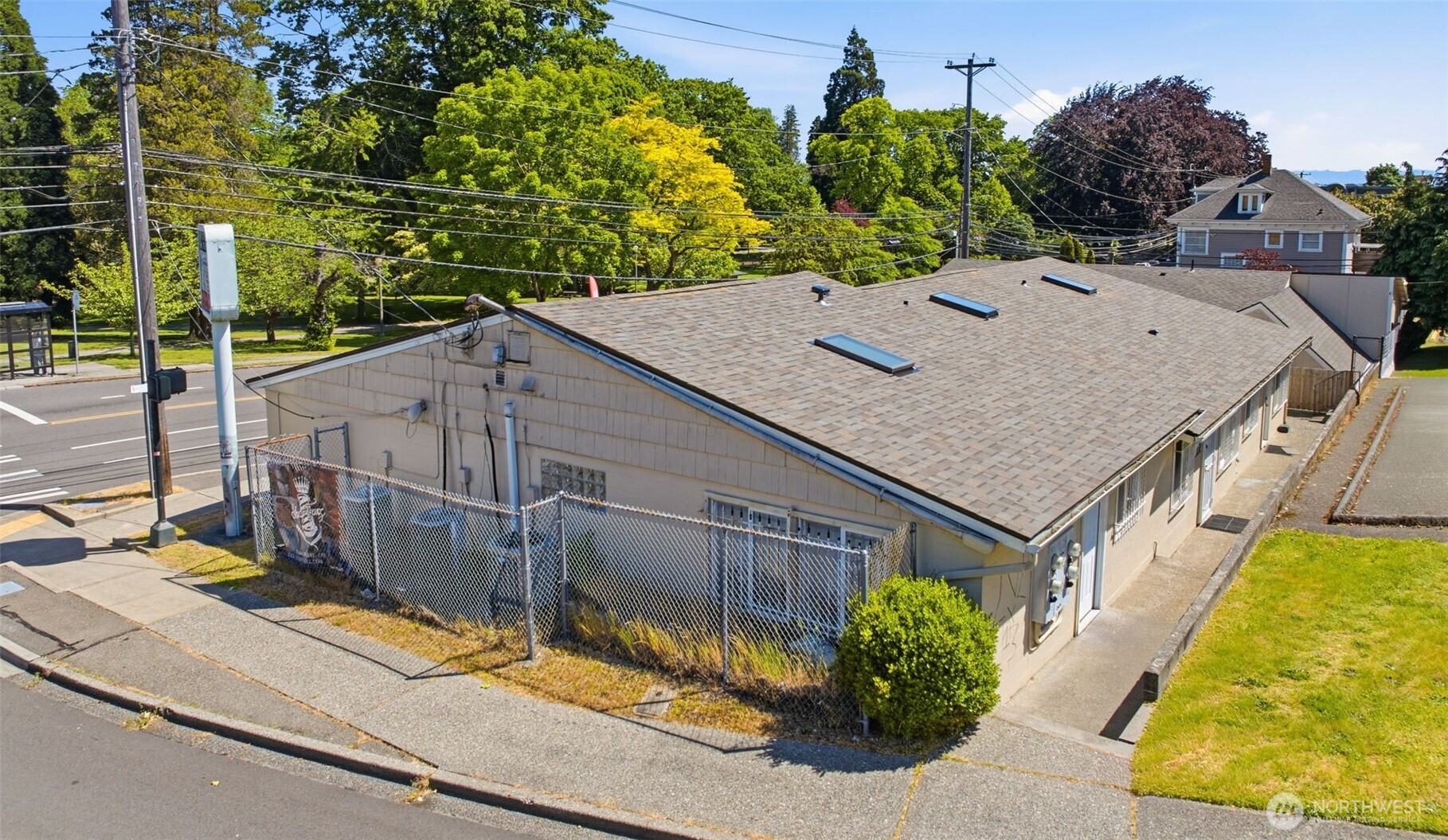 820 6th Avenue Property Photo 7