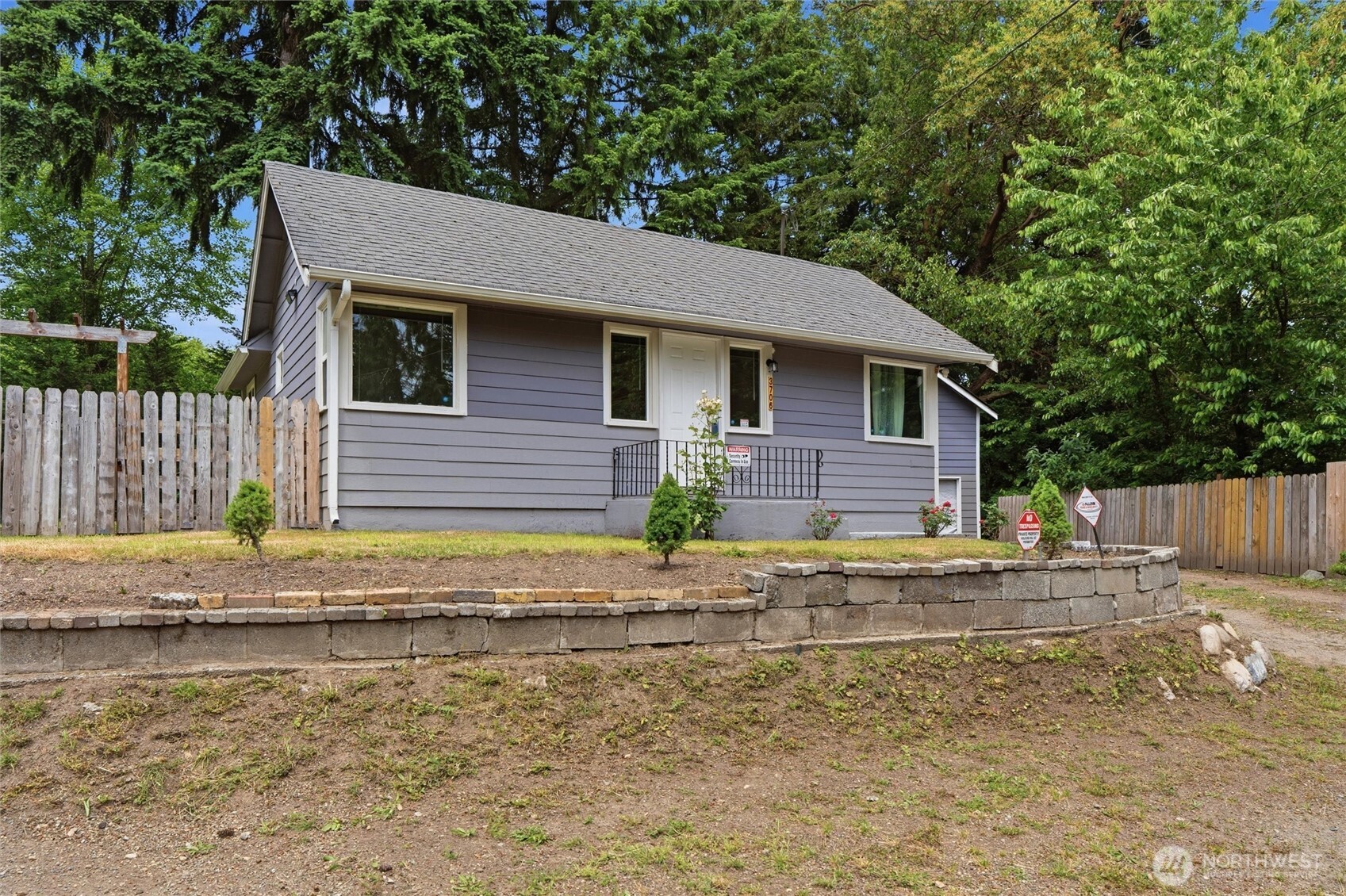 3706 W Arsenal Property Photo 1