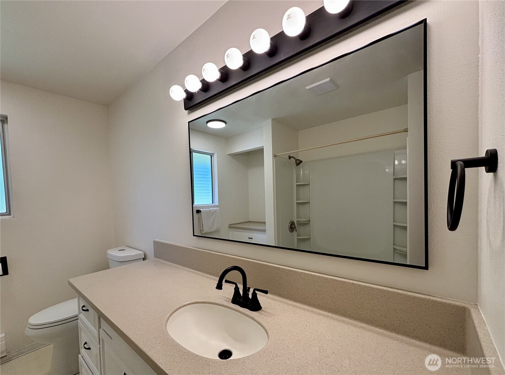 430 N 9th Street Property Photo 24