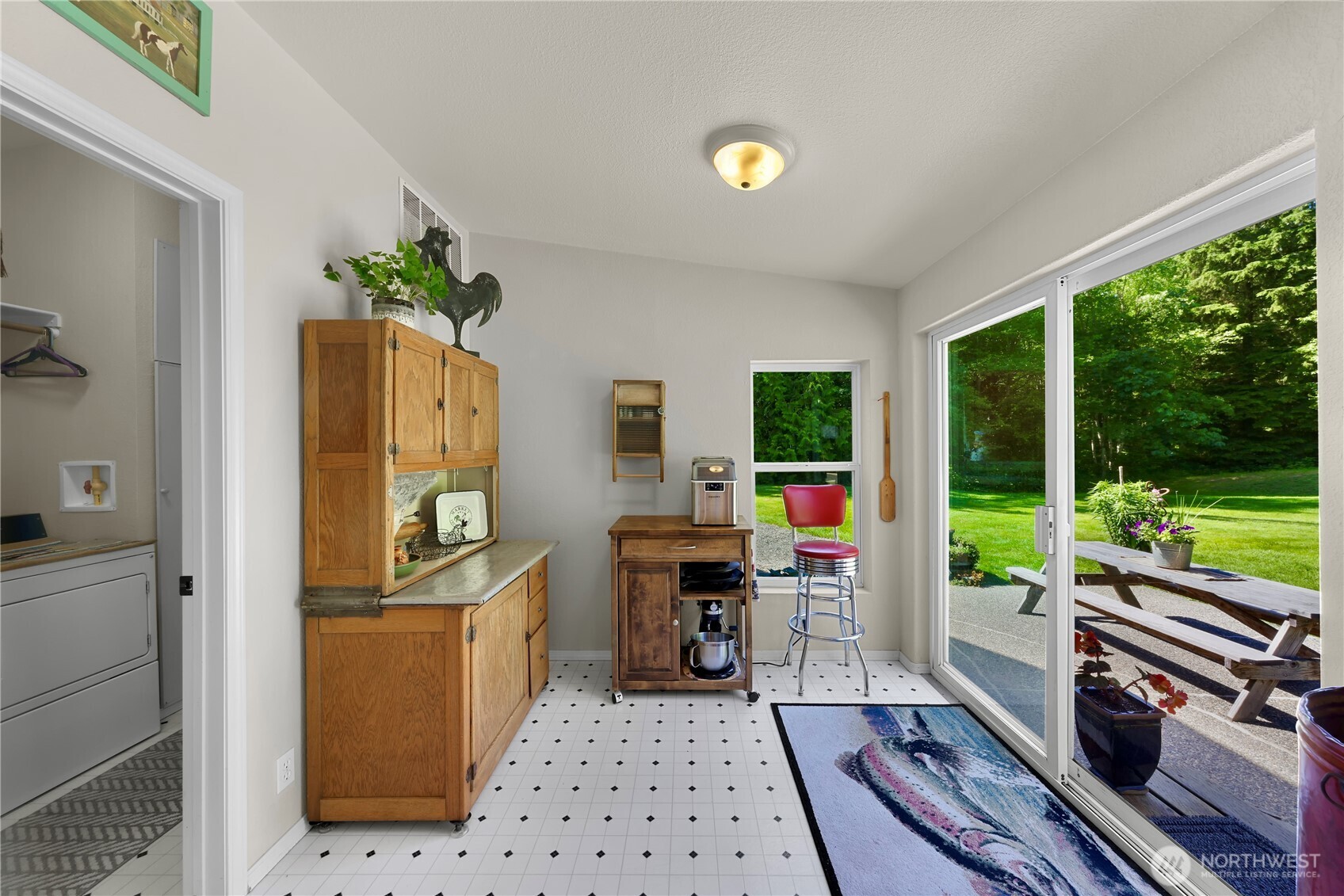 5554 Potter Road Property Photo 21