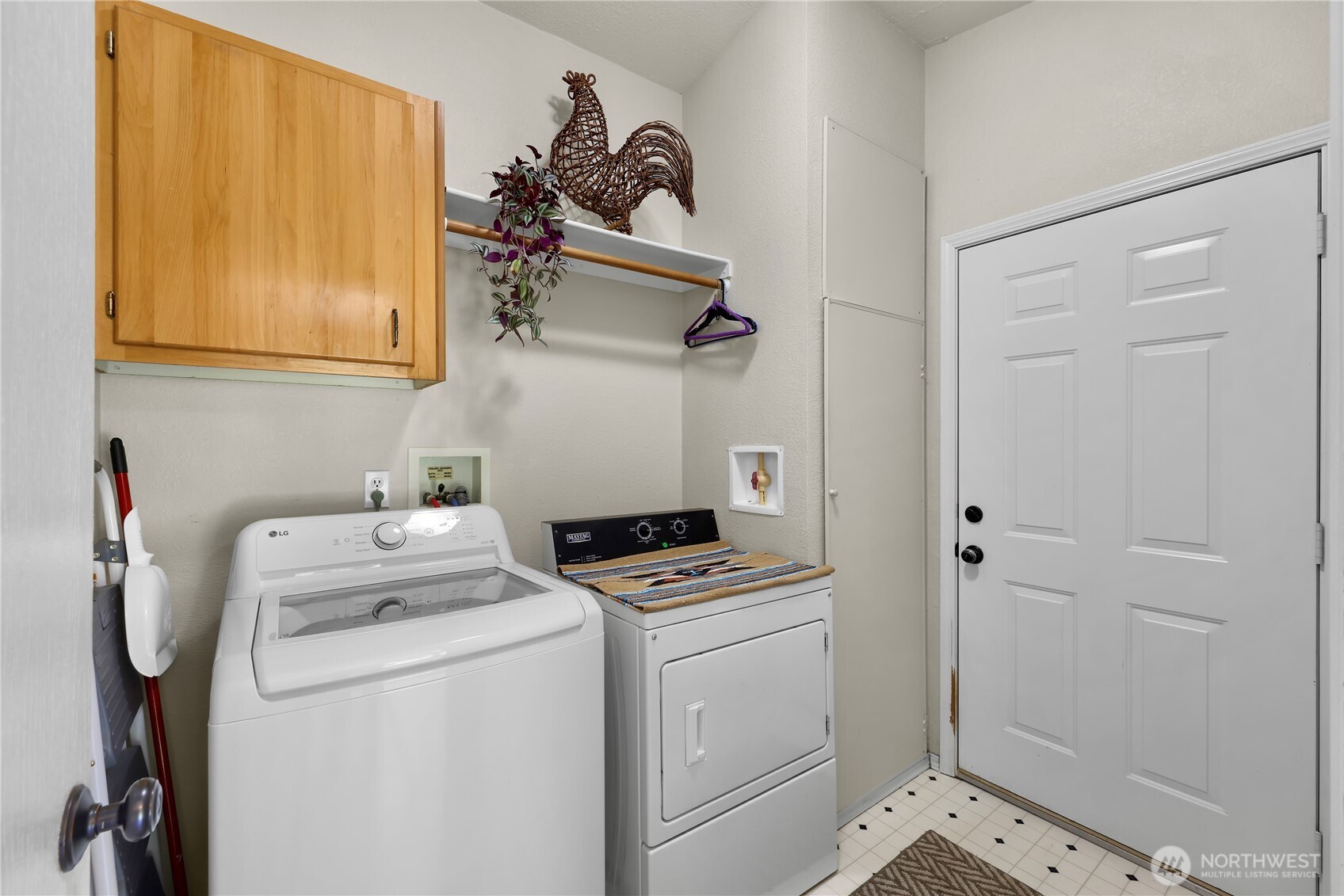 5554 Potter Road Property Photo 29