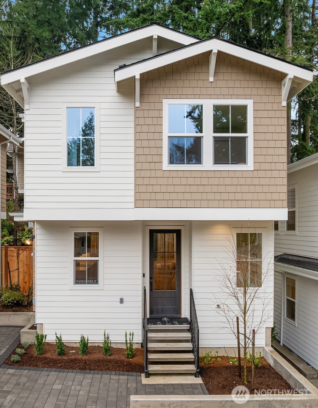 11812 NE 103rd Place Property Photo 1