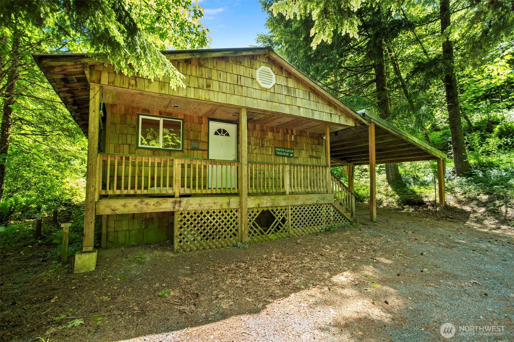 400 N Dubois Road Property Photo 1