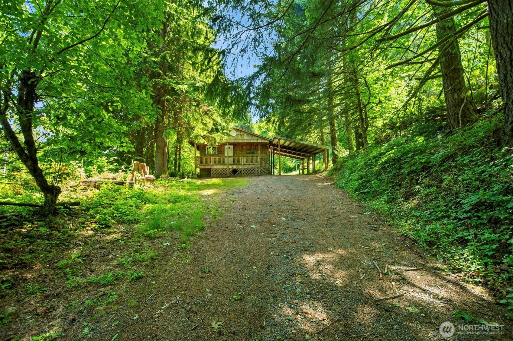 400 N Dubois Road Property Photo 3
