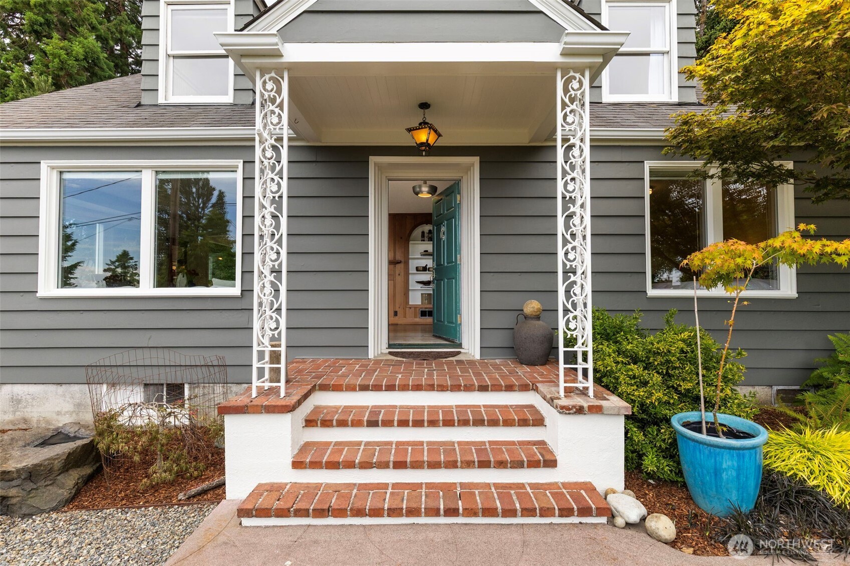 1231 Monroe Street Property Photo 4