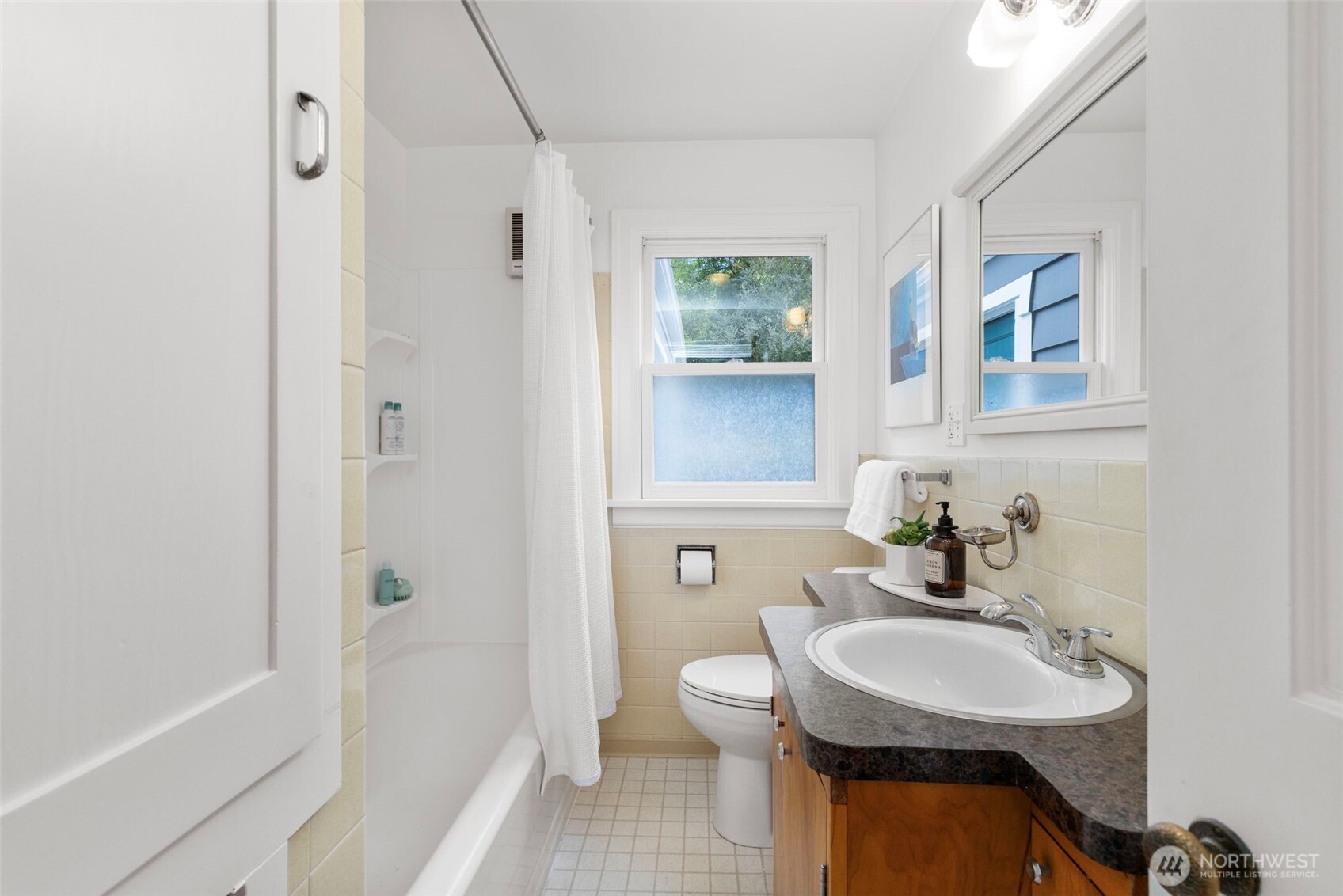 1231 Monroe Street Property Photo 22