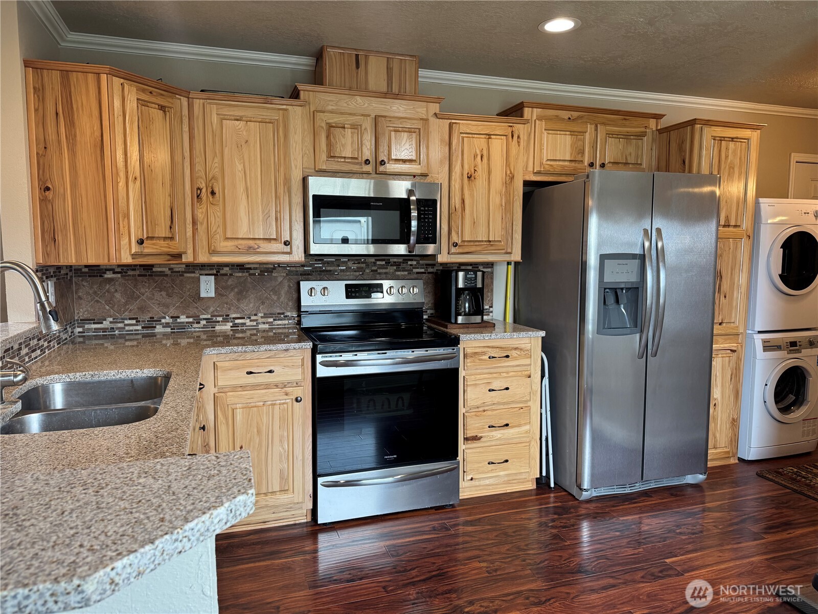 17693 Road 5 83 Property Photo 6