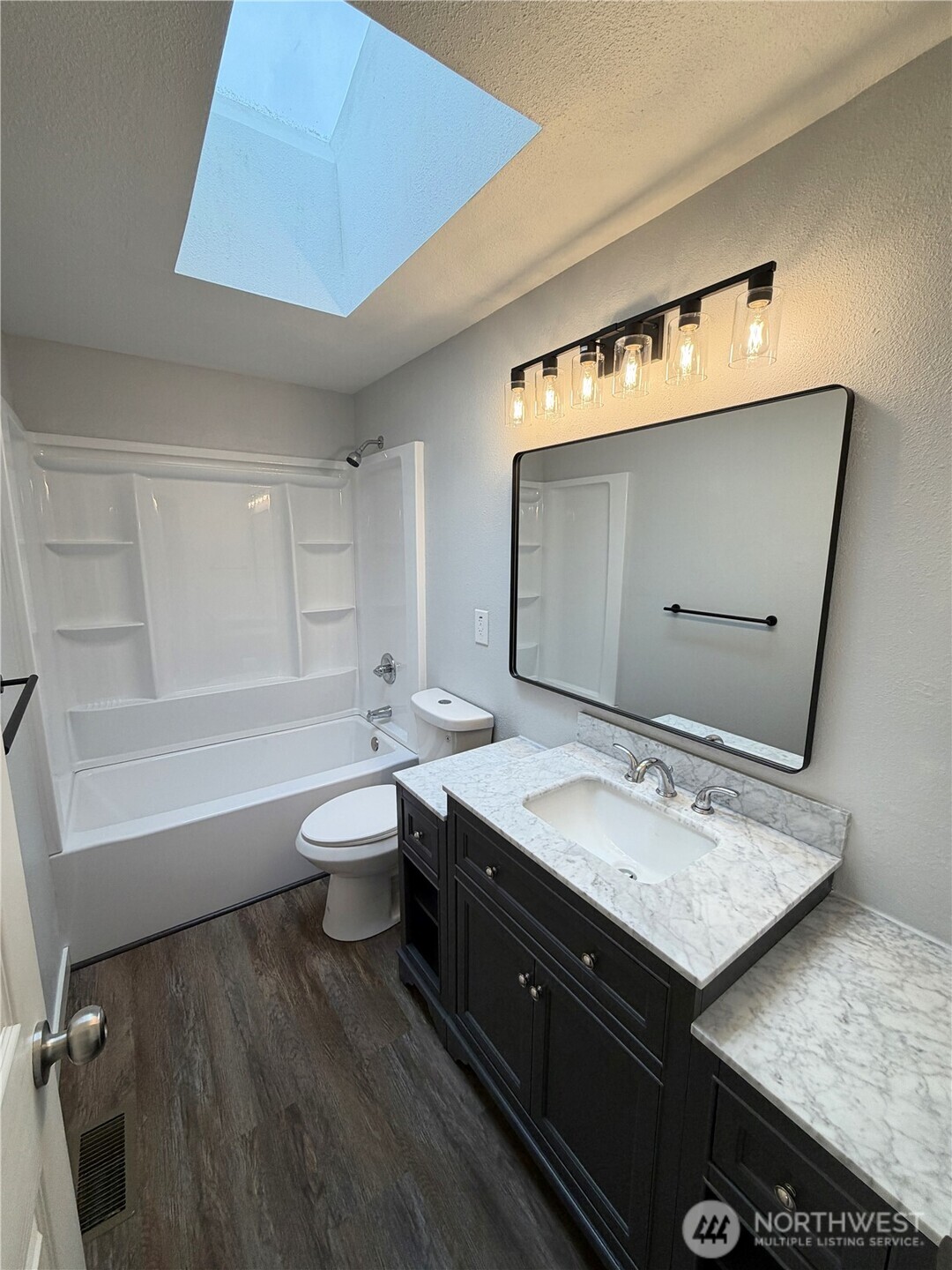 1615 154th Street Property Photo 9