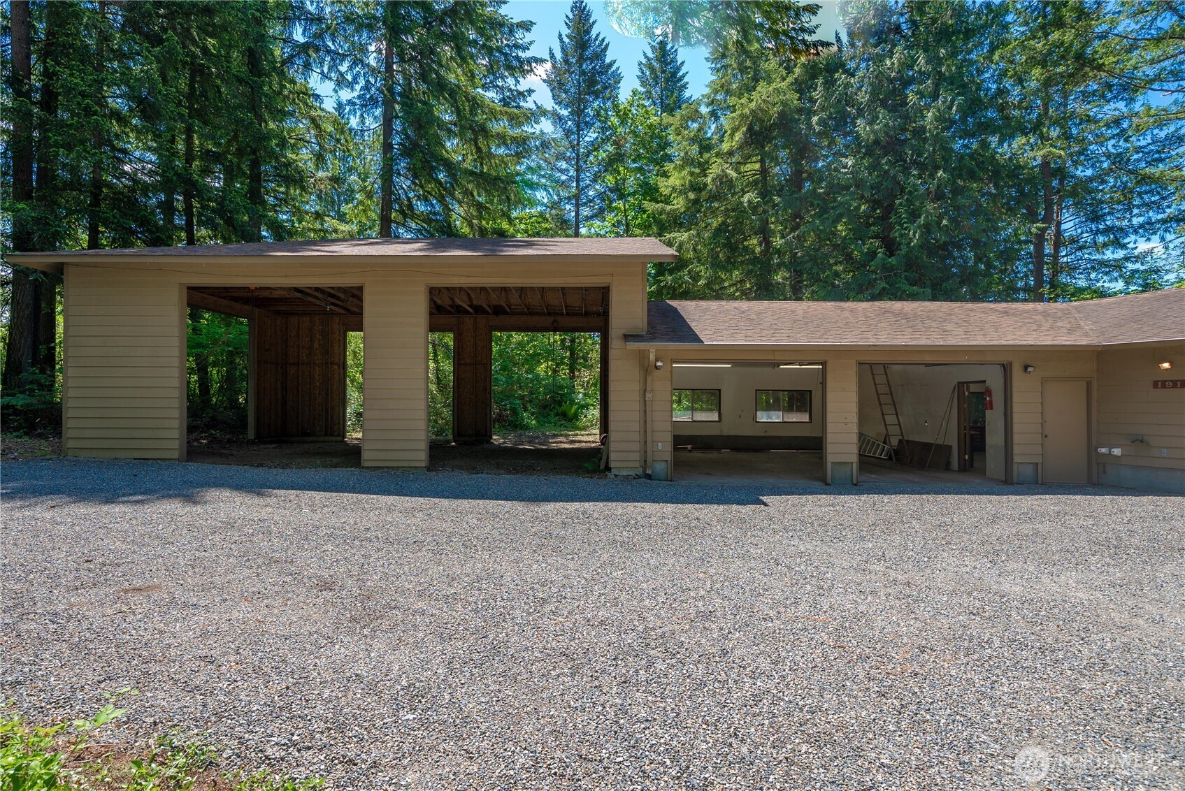 19114 Se 295th Street Property Photo 4