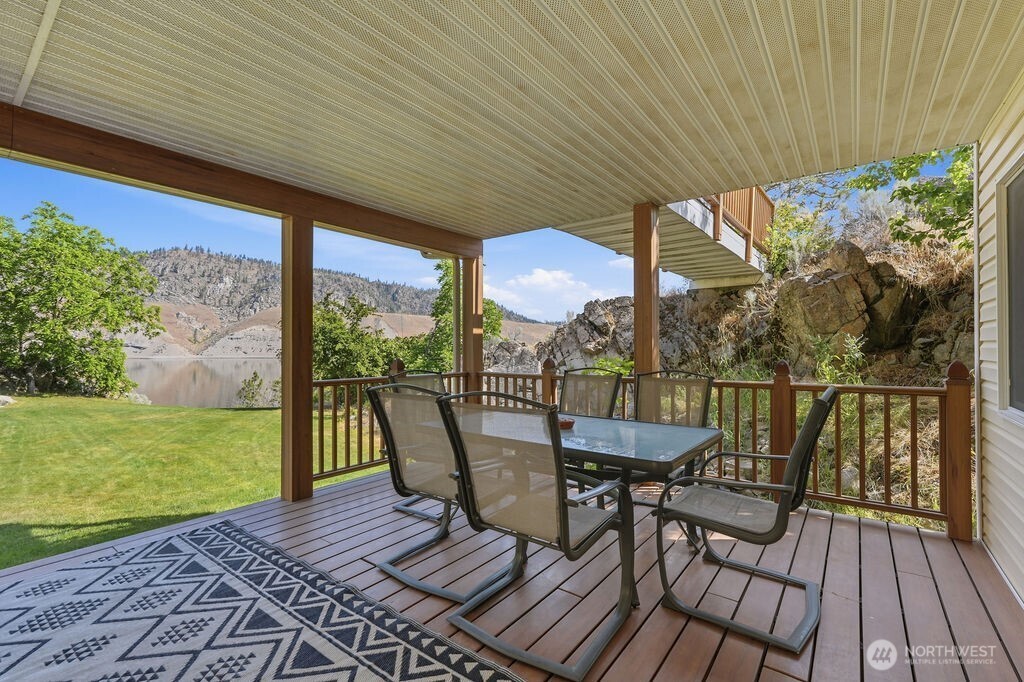 39879 W Mill Drive Property Photo 16