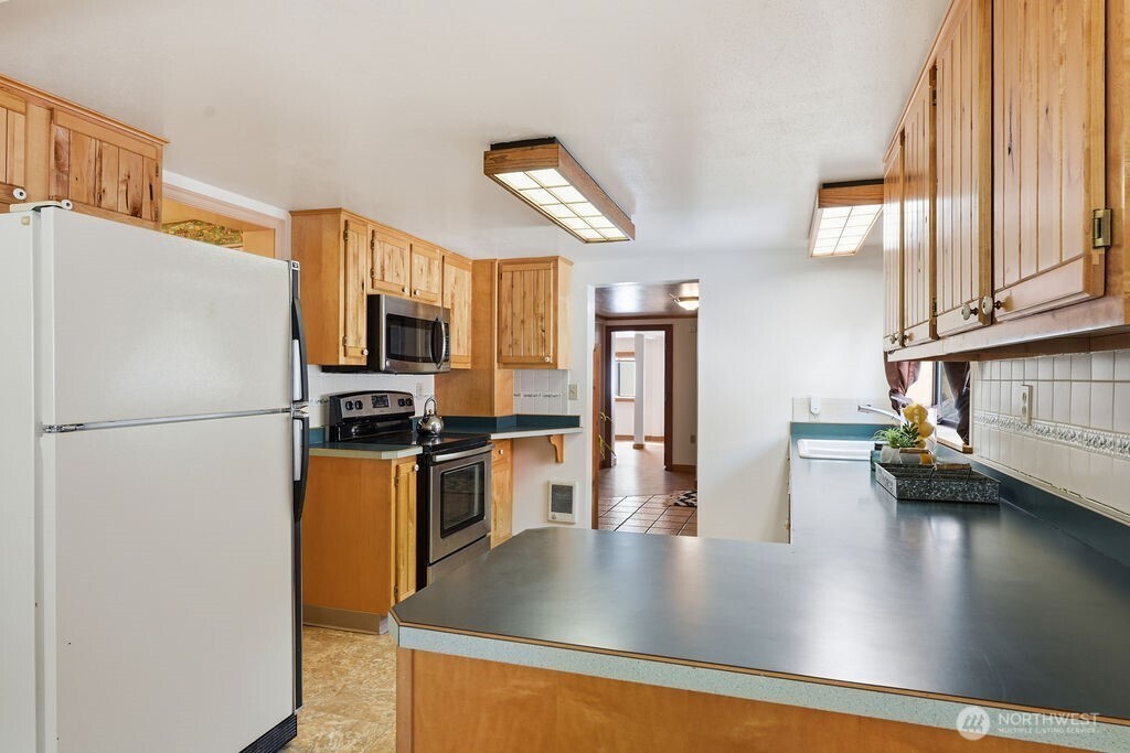 39879 W Mill Drive Property Photo 22