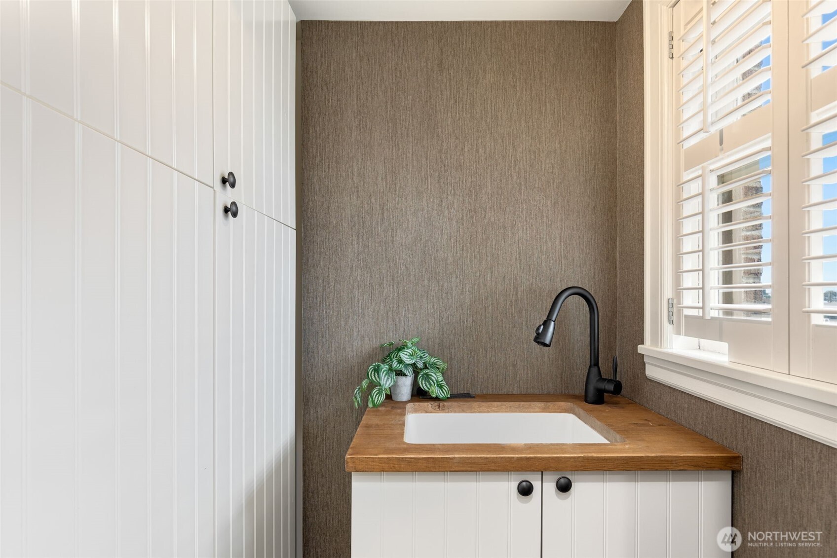 1223 Spring Street 700 Property Photo 22