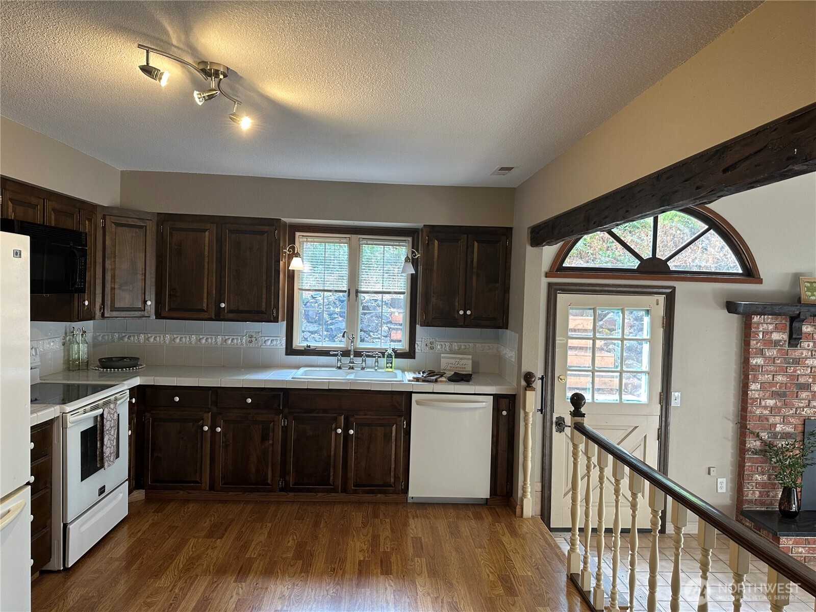 1411 Miller Drive Property Photo 15