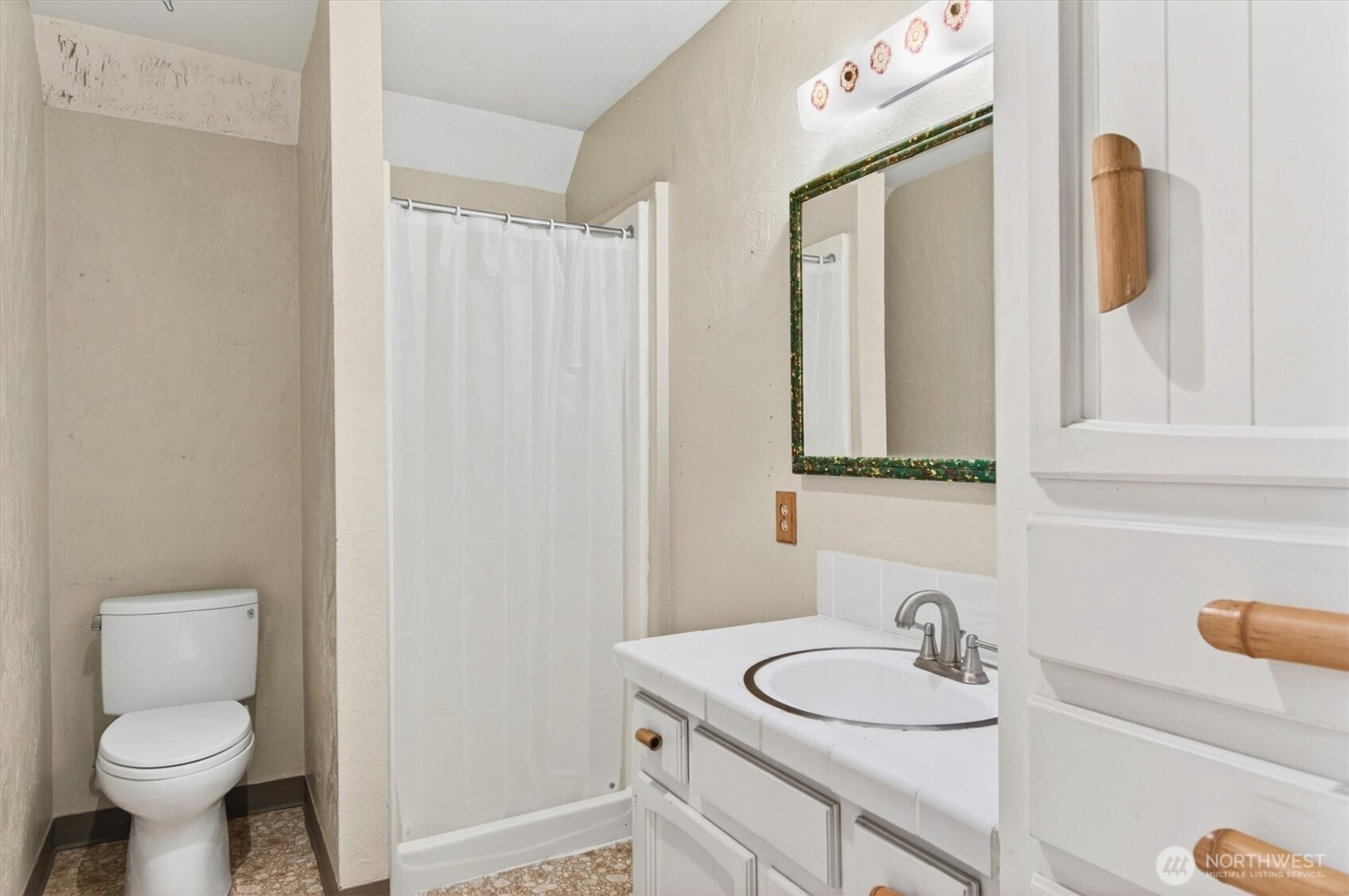 1411 Miller Drive Property Photo 25