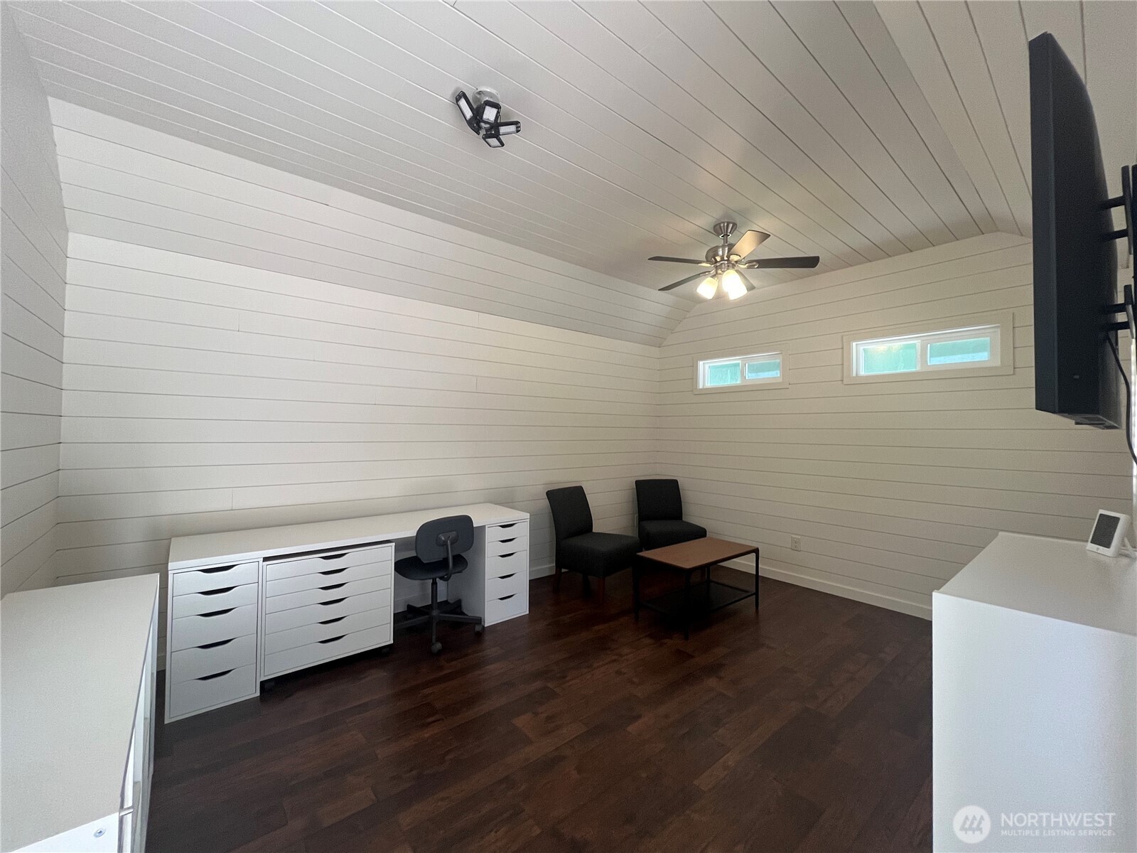 212 N Mt Jupiter Dr Property Photo 8