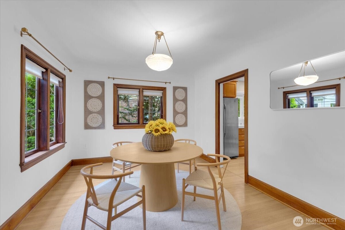 1955 21st Avenue Property Photo 9