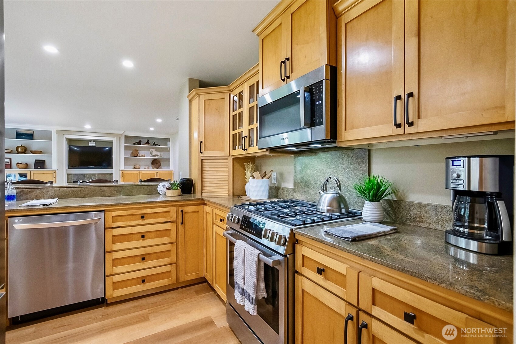 22104 Yeager Road Property Photo 14