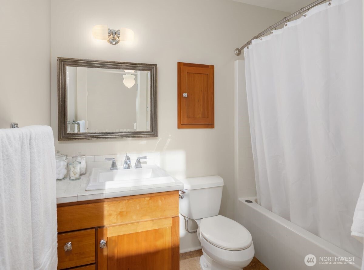 5113 47th Avenue Property Photo 27