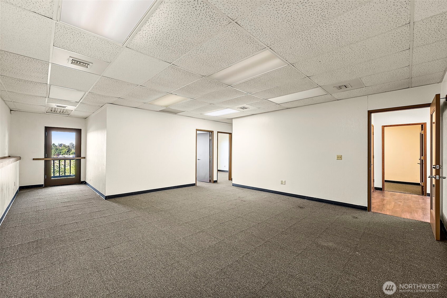 2025 Wheaton Way Property Photo 28