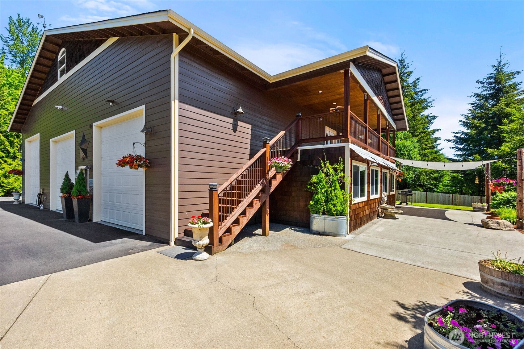 5924 139th Trail Property Photo 3