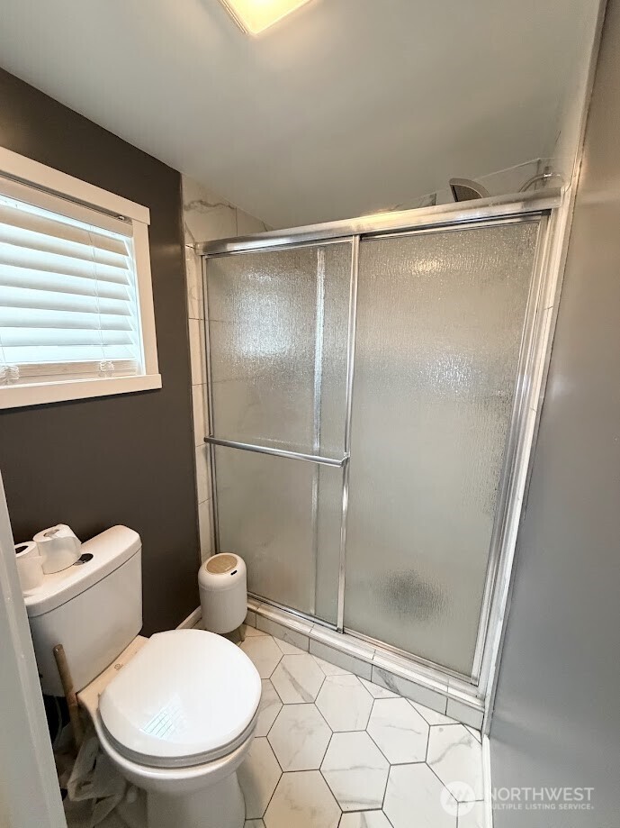 607 37th Street 105 Property Photo 15