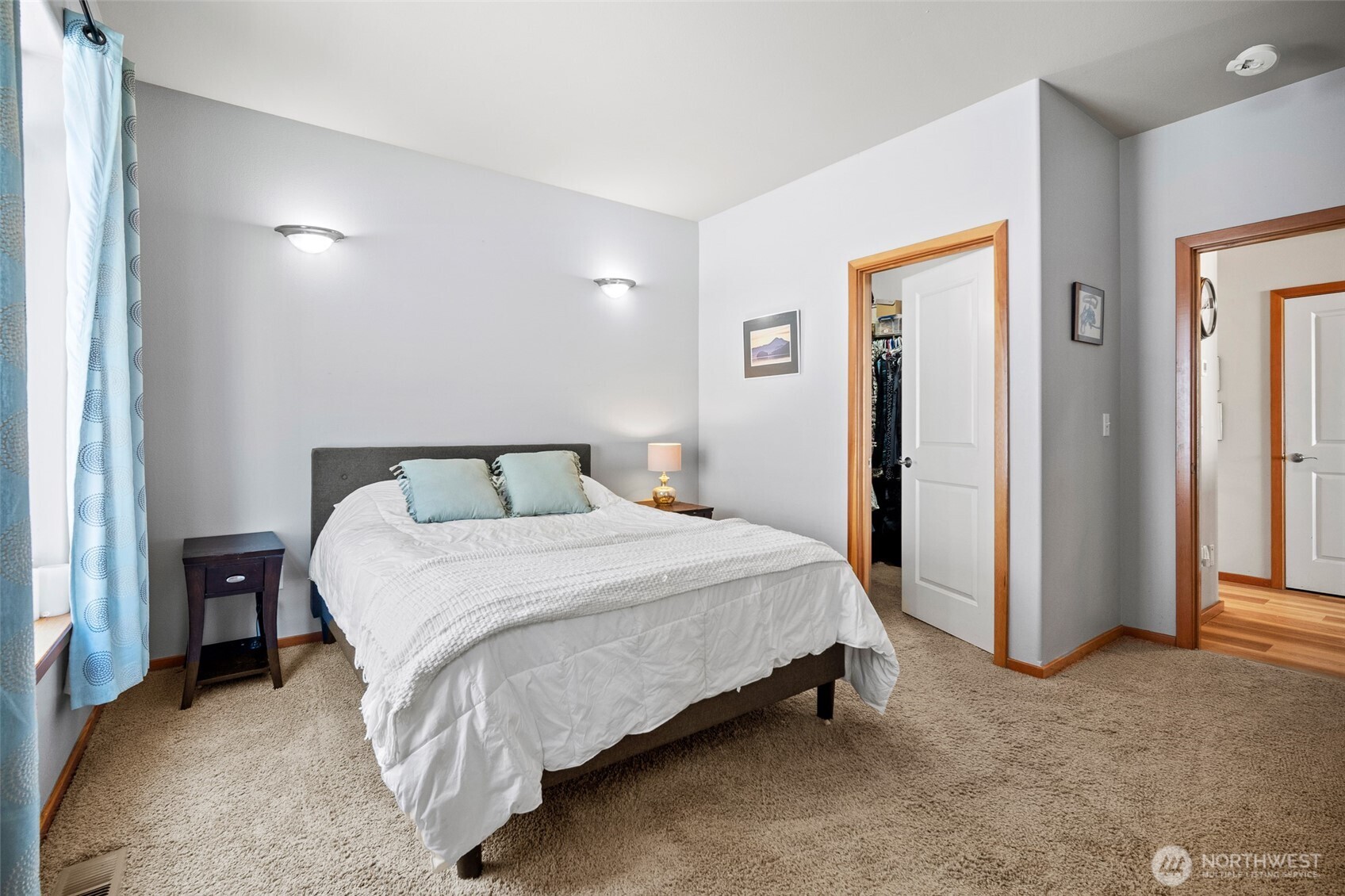 6212 Malloy Avenue Property Photo 17