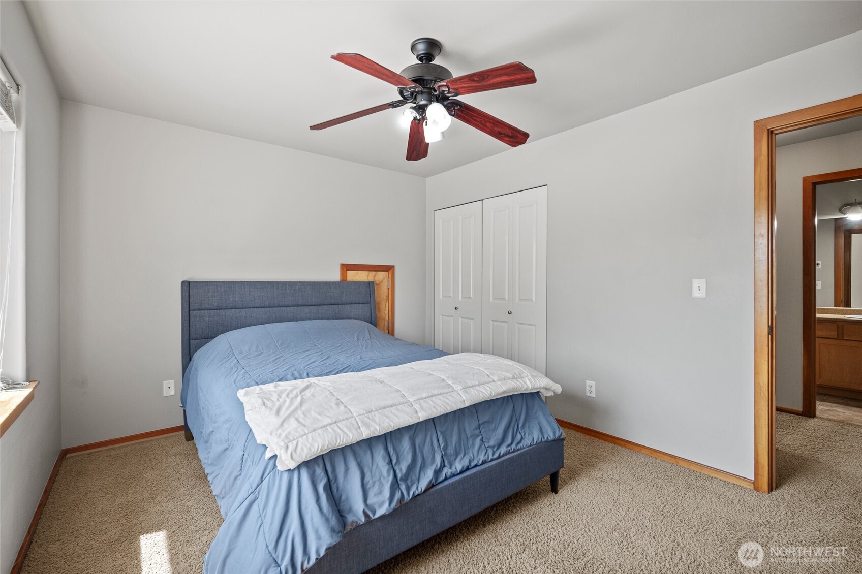6212 Malloy Avenue Property Photo 26