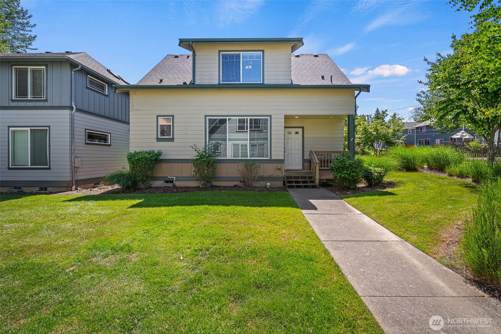 6212 Malloy Avenue Property Photo 32