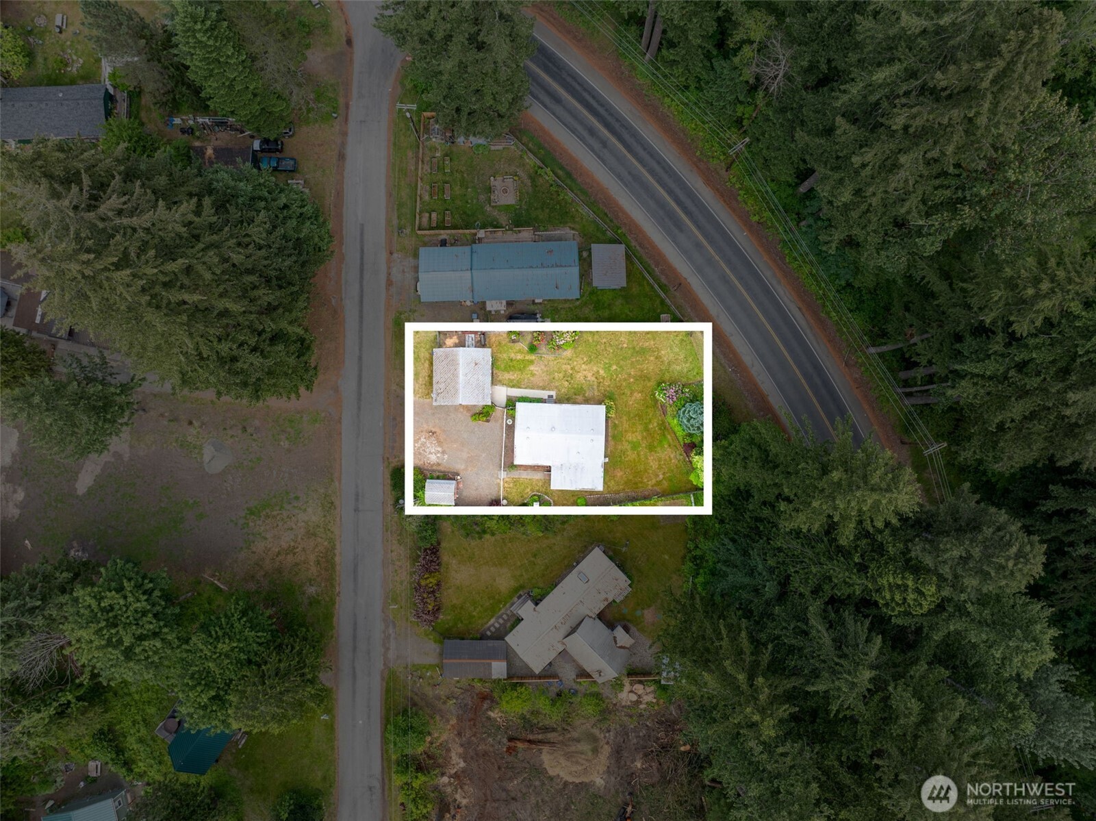 105 Mount Rainier Drive Property Photo 5