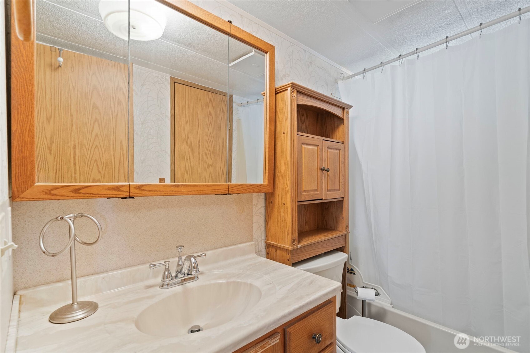 105 Mount Rainier Drive Property Photo 30