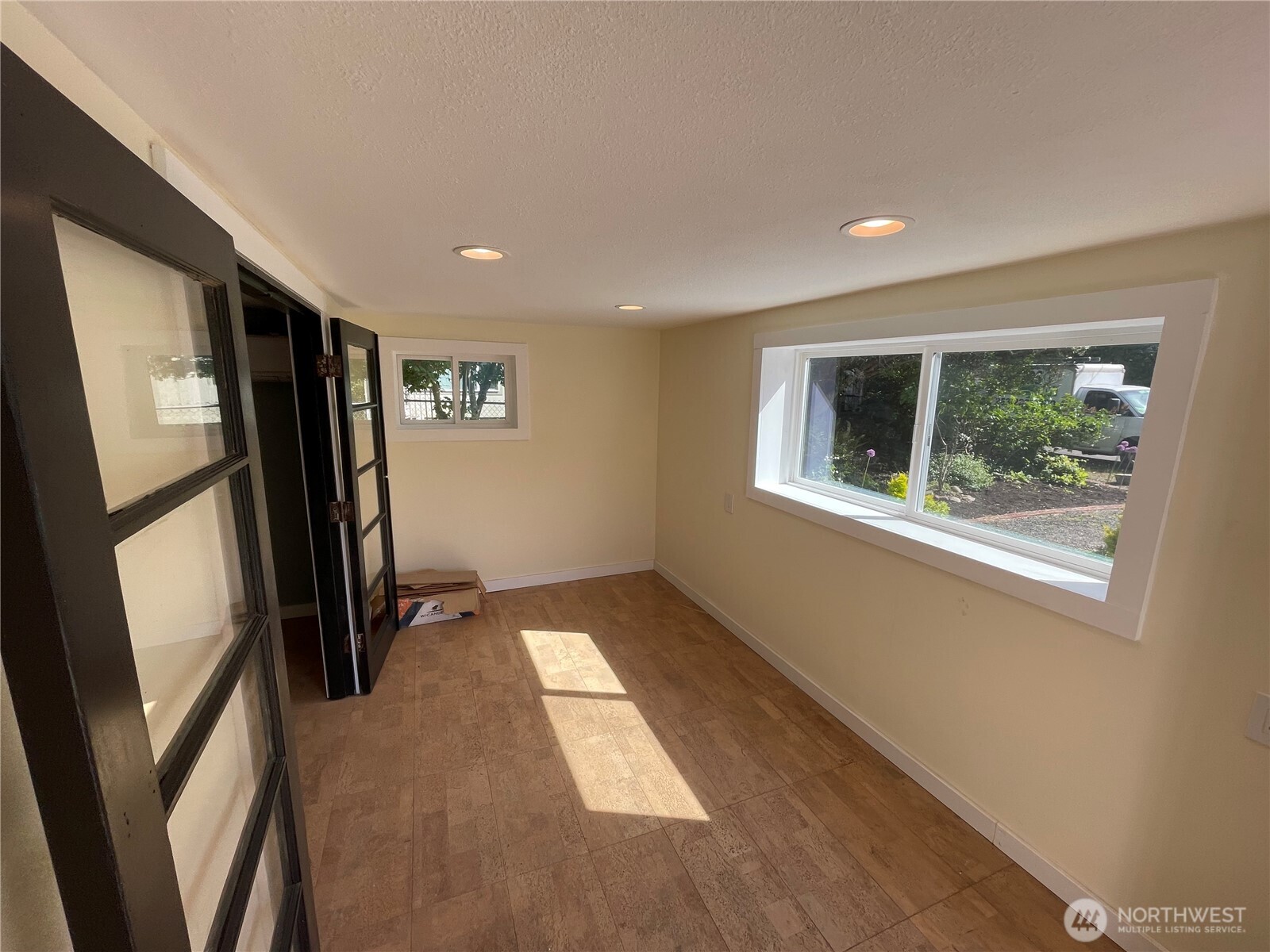 142 N Port Loop Property Photo 7