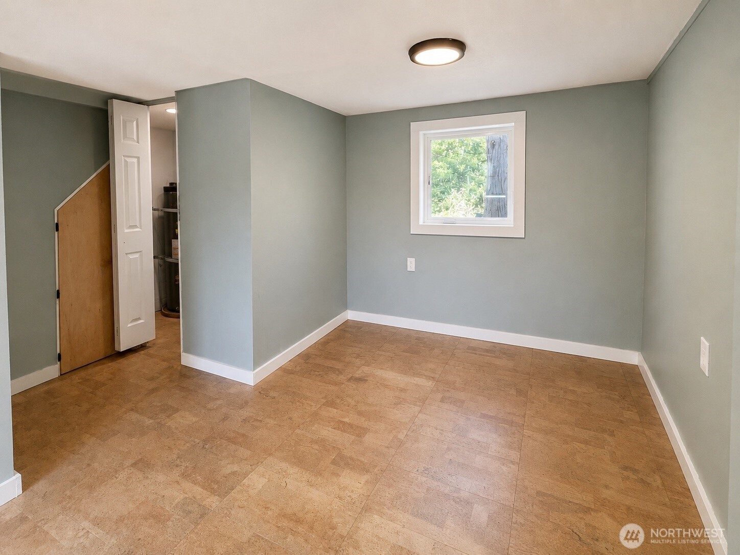142 N Port Loop Property Photo 9