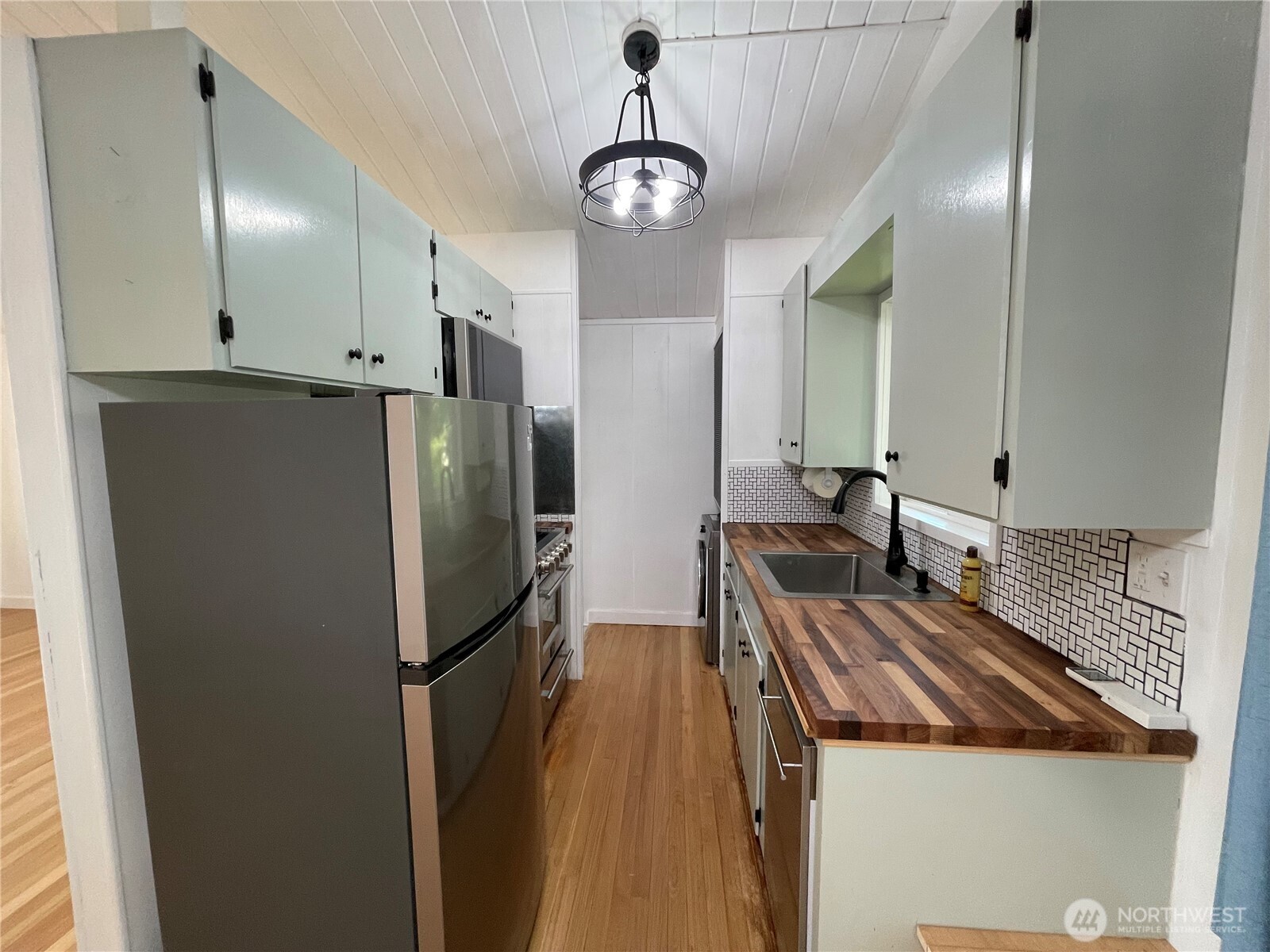 142 N Port Loop Property Photo 18