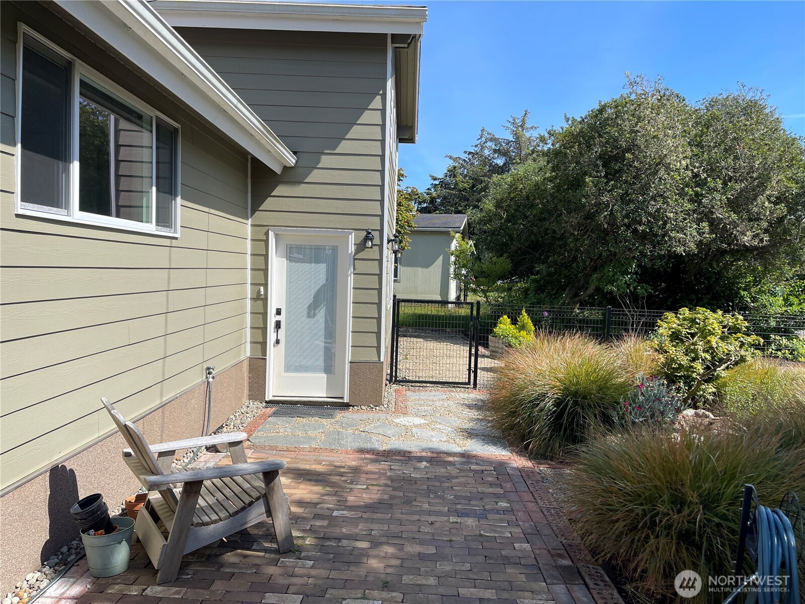 142 N Port Loop Property Photo 22