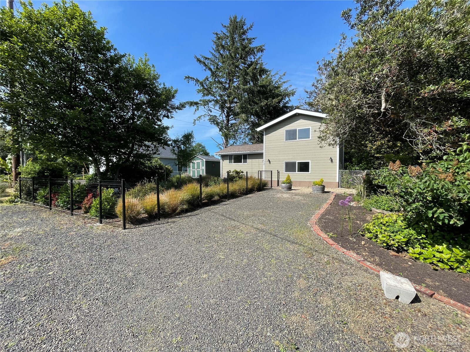 142 N Port Loop Property Photo 28