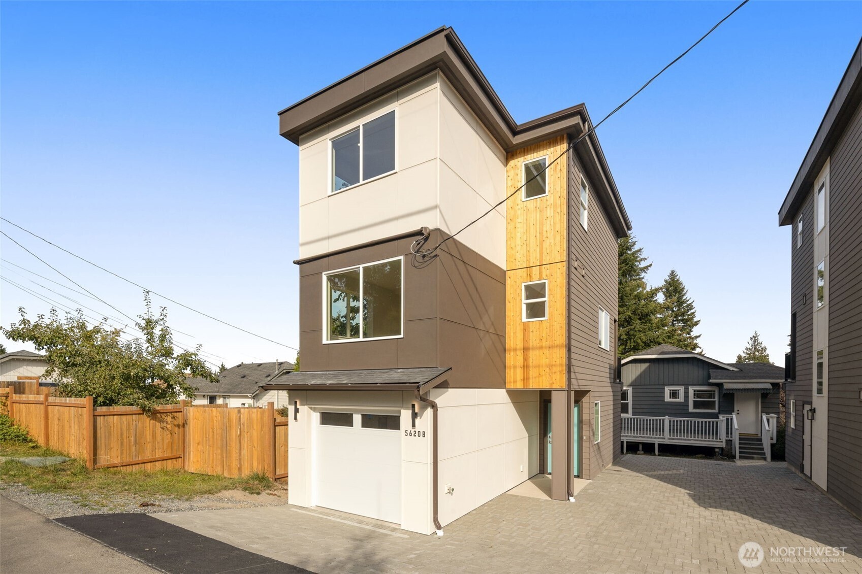 5620 Wetmore Avenue B Property Photo 1