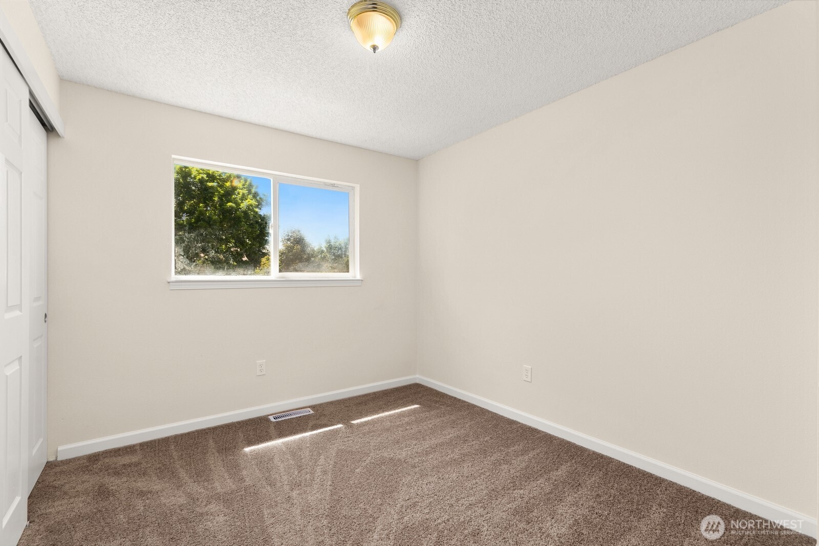 12630 Se 215th Street Property Photo 13
