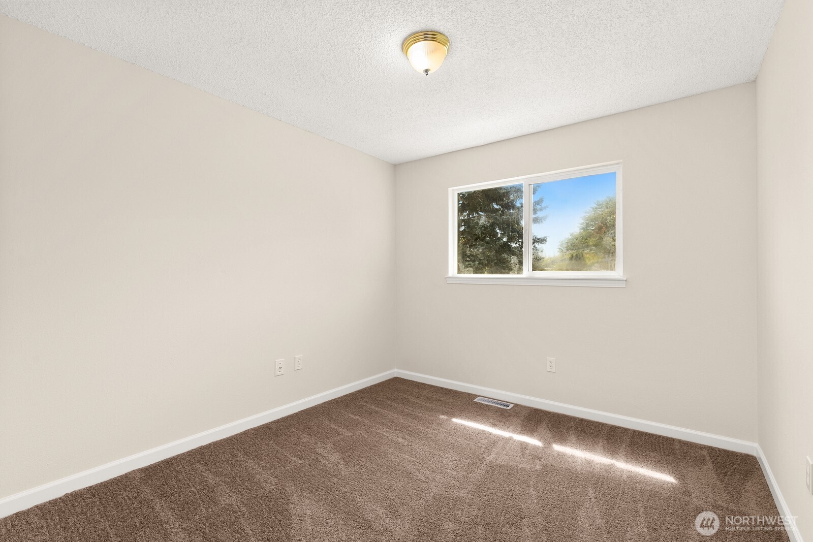 12630 Se 215th Street Property Photo 14